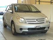 2003 TOYOTA IST 1.3F