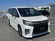 2017 TOYOTA VOXY ZS KIRAMEKI II