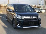 2017 TOYOTA VOXY ZS KIRAMEKI II