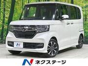 2017 HONDA N-BOX CUSTOM