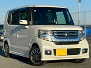 2017 HONDA N-BOX CUSTOM