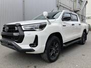 2023 TOYOTA HILUX