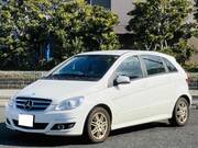 2011 MERCEDES BENZ B-CLASS