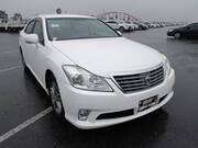 2012 TOYOTA CROWN