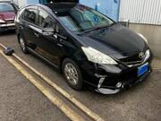 2013 TOYOTA PRIUS ALPHA