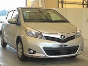 2013 TOYOTA VITZ F SMILE EDITION