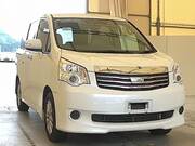 2011 TOYOTA NOAH X SMART EDITION