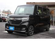 2017 HONDA N-BOX CUSTOM