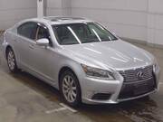 2013 LEXUS LS