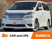 2011 TOYOTA VELLFIRE