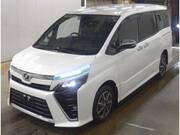2018 TOYOTA VOXY