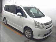 2010 TOYOTA NOAH S