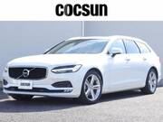 2017 VOLVO V90