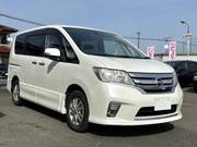 2011 NISSAN SERENA HIGHWAYSTAR