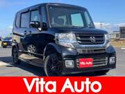 2017 HONDA N-BOX CUSTOM