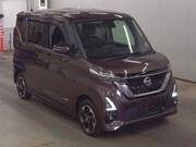 2023 NISSAN ROOX