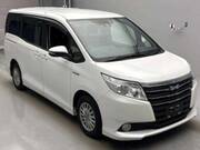 2016 TOYOTA NOAH