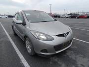 2009 MAZDA DEMIO 13C