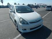 2004 TOYOTA WISH Z