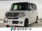 2017 HONDA N-BOX CUSTOM