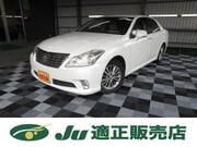 2012 TOYOTA CROWN
