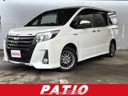 2017 TOYOTA NOAH
