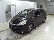 2013 HONDA FIT SHUTTLE HYBIRD
