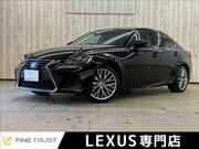 2017 LEXUS IS