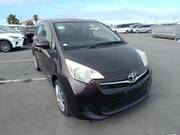 2013 TOYOTA RACTIS G