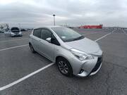 2019 TOYOTA VITZ