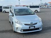 2011 TOYOTA PRIUS ALPHA