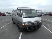 2002 TOYOTA HIACE VAN SUPER GL