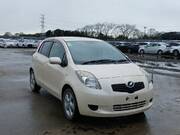 2007 TOYOTA VITZ F