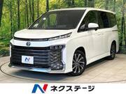 2022 TOYOTA VOXY