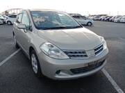 2011 NISSAN TIIDA 15M