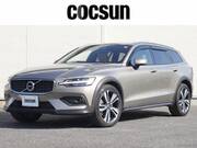 2019 VOLVO V60