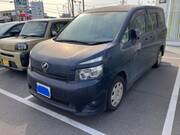 2009 TOYOTA VOXY