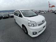 2012 TOYOTA VOXY ZS KIRAMEKI II