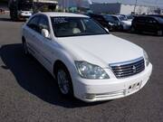2004 TOYOTA CROWN ROYAL SALOON