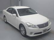 2012 TOYOTA CROWN