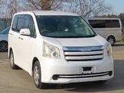 2010 TOYOTA NOAH X SMART EDITION