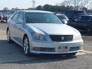 2005 TOYOTA CROWN