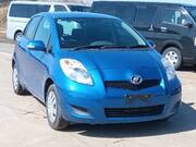 2010 TOYOTA VITZ F