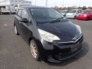 2013 TOYOTA RACTIS G