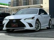 2019 LEXUS ES