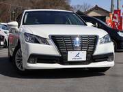 2014 TOYOTA CROWN HYBRID