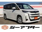 2022 TOYOTA NOAH X