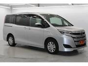 2018 TOYOTA NOAH X