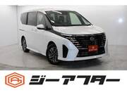2025 NISSAN SERENA