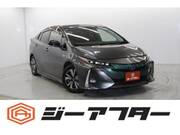 2017 TOYOTA PRIUS PHV